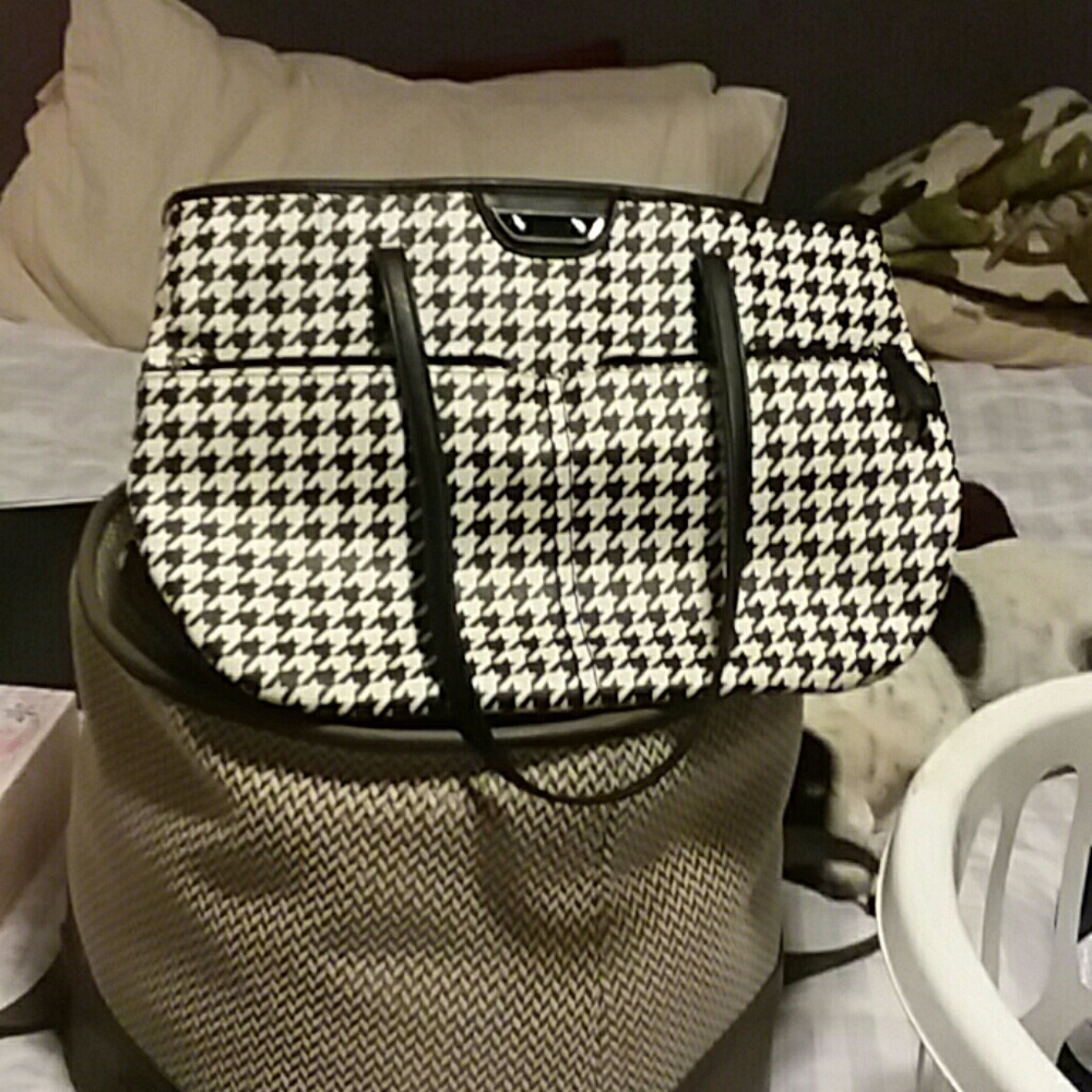 Handbag - Picture 2 of 2